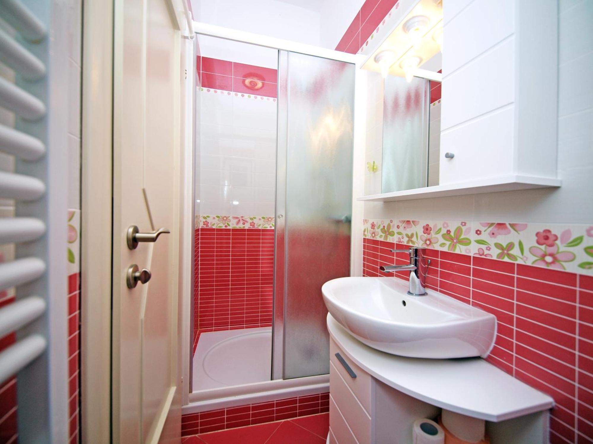 וודיצה Apartments Keran - By Suites Living מראה חיצוני תמונה