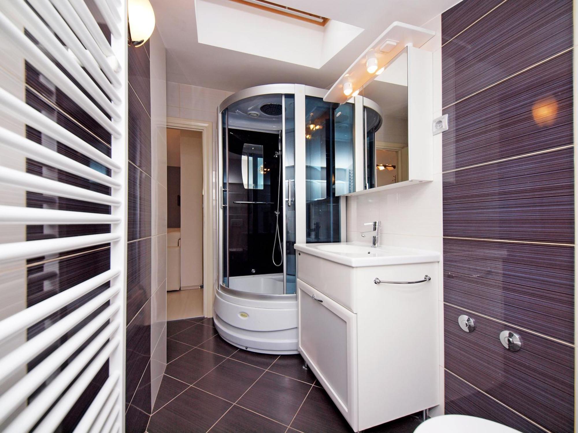 וודיצה Apartments Keran - By Suites Living מראה חיצוני תמונה